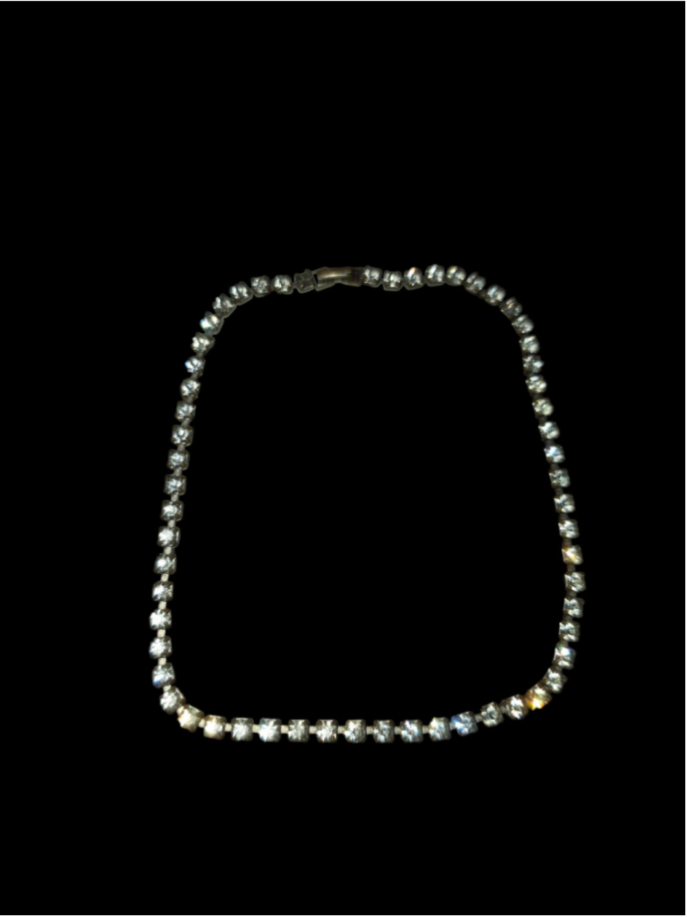 10/1/2. Vintage Rhinestone Silvertone Collar Necklace